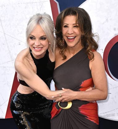 Paramount Pictures ˜Scary Movie™ World Premiere Anna Faris and Cheri Oteri arriving to Paramount Pictures Scary Movie world premiere at the Paramount Theatre on June 3, 2026 in Los Angeles, CA. Los Angeles Paramount Theatre California USA Copyright: xStarbuck xAFF-USA.COMx