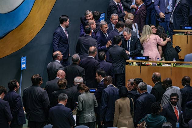 June 3, 2026, New York, New York, USA: KyrgyzstanÃ¢â‚¬â ¢s Minister of Foreign Affairs ZHEENBEK KULUBAEV JEENBEK KULUBAYEV shakes hands with delegates in the General Assembly Hall after Kyrgyzstan was elected to a non-permanent seat on the UN Security Council for the 2027Ã¢â‚¬2028 term at UNHQ. New York USA - ZUMAo116 20260603_znp_o116_149 Copyright: xBiancaxOterox