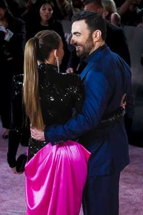 Jennifer Lopez und Brett Goldstein bei der Premiere des Netflix-Films Office Romance im BFI Southbank. London, 03.06.2026 *** Jennifer Lopez and Brett Goldstein at the premiere of the Netflix film Office Romance at the BFI Southbank London, 03 06 2026 Foto:xJ.xEdwardsx xFuturexImagex romance_london_6642