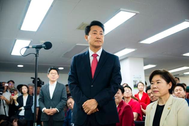June 4, 2026, Seoul, South Korea: Seoul mayor OH SE-HOON takes questions from reporters as he is projected to win reelection, flipping the race in the eleventh hour by razor-thin margins in South KoreaÃ¢â‚¬â ¢s local elections, in Seoul, South Korea on Thursday, June 4, 2026. Seoul South Korea - ZUMAh163 20260604_znp_h163_036 Copyright: xJintakxHanx