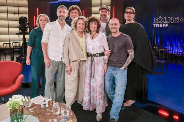 Susan Link, Micky Beisenherz, Olaf Heinz Malolepski,, Michaela May, Isabel Varell, Jürgen Vogel, Heinz-Willhelm Esser und Yasmine M™Barek bei der Aufzeichnung der WDR-Talkshow Kölner Treff im WDR Studio BS 3. Köln, 03.06.2026 *** Susan Link, Micky Beisenherz, Olaf Heinz Malolepski, Michaela May, Isabel Varell, Jürgen Vogel, Heinz Willhelm Esser and Yasmine M™Barek at the recording of the WDR talk show Kölner Treff in WDR Studio BS 3 Cologne, 03 06 2026 Foto:xR.xSchmiegeltx xFuturexImagex koelner_treff0306_6601