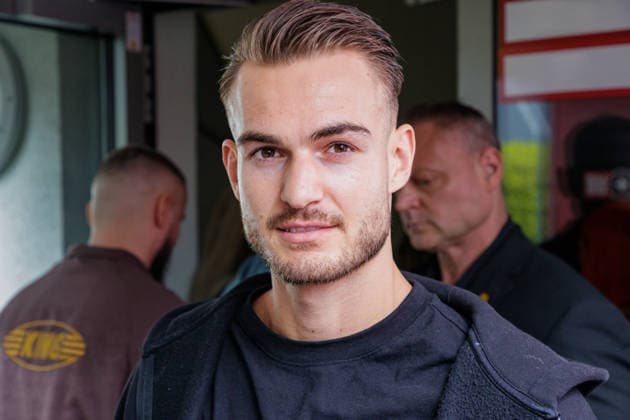 03.06.2026. Leverkusen. Can Kaplan auf der Pressekonferenz im Vorfeld zum Fame Fighting, das große Promibox-Event von BILD und Eugen Lopez am 06.06.2026 in der Leverkusener Ostermann Arena. Zum ersten Mal in Kooperation mit dem britischen Pendant Misfits Boxing und dem internationalen Medienpartner The Sun. Leverkusen Ostermann Arena Nordrhein-Westfalen Deutschland *** 03 06 2026 Leverkusen Can Kaplan at the press conference in the run-up to Fame Fighting, the big celebrity boxing event by BILD and Eugen Lopez on 06 06 2026 in the Ostermann Arena in Leverkusen For the first time in cooperation with the British counterpart Misfits Boxing and the international media partner The Sun Leverkusen Ostermann Arena North Rhine-Westphalia Germany