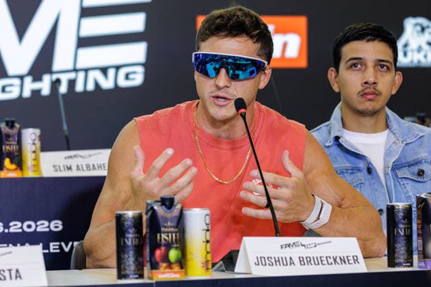 03.06.2026. Leverkusen. Josh Brueckner auf der Pressekonferenz im Vorfeld zum Fame Fighting, das große Promibox-Event von BILD und Eugen Lopez am 06.06.2026 in der Leverkusener Ostermann Arena. Zum ersten Mal in Kooperation mit dem britischen Pendant Misfits Boxing und dem internationalen Medienpartner The Sun. Leverkusen Ostermann Arena Nordrhein-Westfalen Deutschland *** 03 06 2026 Leverkusen Josh Brueckner at the press conference in the run-up to Fame Fighting, the big celebrity boxing event organized by BILD and Eugen Lopez on 06 06 2026 at the Ostermann Arena in Leverkusen For the first time in cooperation with the British counterpart Misfits Boxing and the international media partner The Sun Leverkusen Ostermann Arena North Rhine-Wes