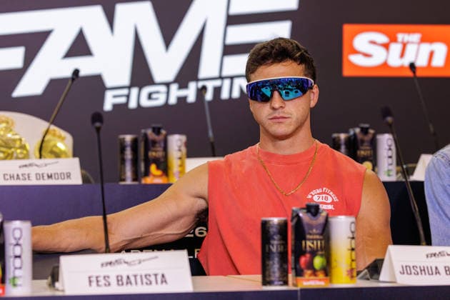 03.06.2026. Leverkusen. Josh Brueckner auf der Pressekonferenz im Vorfeld zum Fame Fighting, das große Promibox-Event von BILD und Eugen Lopez am 06.06.2026 in der Leverkusener Ostermann Arena. Zum ersten Mal in Kooperation mit dem britischen Pendant Misfits Boxing und dem internationalen Medienpartner The Sun. Leverkusen Ostermann Arena Nordrhein-Westfalen Deutschland *** 03 06 2026 Leverkusen Josh Brueckner at the press conference in the run-up to Fame Fighting, the big celebrity boxing event organized by BILD and Eugen Lopez on 06 06 2026 at the Ostermann Arena in Leverkusen For the first time in cooperation with the British counterpart Misfits Boxing and the international media partner The Sun Leverkusen Ostermann Arena North Rhine-Wes