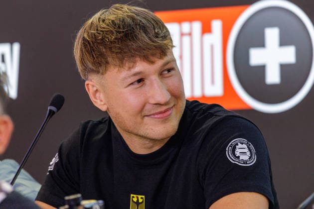 03.06.2026. Leverkusen. Oliver Ginkel auf der Pressekonferenz im Vorfeld zum Fame Fighting, das große Promibox-Event von BILD und Eugen Lopez am 06.06.2026 in der Leverkusener Ostermann Arena. Zum ersten Mal in Kooperation mit dem britischen Pendant Misfits Boxing und dem internationalen Medienpartner The Sun. Leverkusen Ostermann Arena Nordrhein-Westfalen Deutschland *** 03 06 2026 Leverkusen Oliver Ginkel at the press conference in the run-up to Fame Fighting, the big celebrity boxing event organized by BILD and Eugen Lopez on 06 06 2026 in the Ostermann Arena in Leverkusen For the first time in cooperation with the British counterpart Misfits Boxing and the international media partner The Sun Leverkusen Ostermann Arena North Rhine-Westp