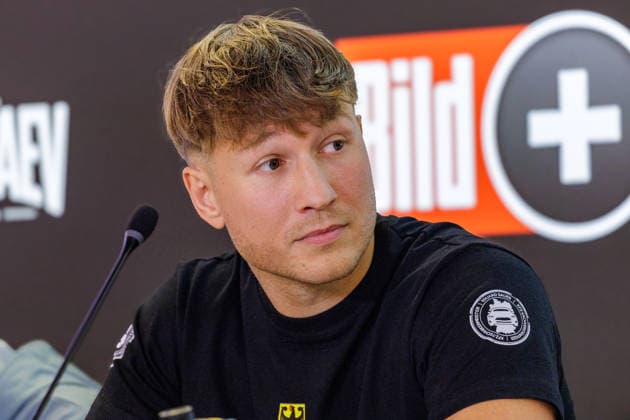 03.06.2026. Leverkusen. Oliver Ginkel auf der Pressekonferenz im Vorfeld zum Fame Fighting, das große Promibox-Event von BILD und Eugen Lopez am 06.06.2026 in der Leverkusener Ostermann Arena. Zum ersten Mal in Kooperation mit dem britischen Pendant Misfits Boxing und dem internationalen Medienpartner The Sun. Leverkusen Ostermann Arena Nordrhein-Westfalen Deutschland *** 03 06 2026 Leverkusen Oliver Ginkel at the press conference in the run-up to Fame Fighting, the big celebrity boxing event organized by BILD and Eugen Lopez on 06 06 2026 in the Ostermann Arena in Leverkusen For the first time in cooperation with the British counterpart Misfits Boxing and the international media partner The Sun Leverkusen Ostermann Arena North Rhine-Westp