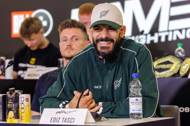 03.06.2026. Leverkusen. Ediz Tasci auf der Pressekonferenz im Vorfeld zum Fame Fighting, das große Promibox-Event von BILD und Eugen Lopez am 06.06.2026 in der Leverkusener Ostermann Arena. Zum ersten Mal in Kooperation mit dem britischen Pendant Misfits Boxing und dem internationalen Medienpartner The Sun. Leverkusen Ostermann Arena Nordrhein-Westfalen Deutschland *** 03 06 2026 Leverkusen Ediz Tasci at the press conference in the run-up to Fame Fighting, the big celebrity boxing event by BILD and Eugen Lopez on 06 06 2026 in the Ostermann Arena in Leverkusen For the first time in cooperation with the British counterpart Misfits Boxing and the international media partner The Sun Leverkusen Ostermann Arena North Rhine-Westphalia Germany