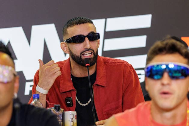 03.06.2026. Leverkusen. Slim Albaher auf der Pressekonferenz im Vorfeld zum Fame Fighting, das große Promibox-Event von BILD und Eugen Lopez am 06.06.2026 in der Leverkusener Ostermann Arena. Zum ersten Mal in Kooperation mit dem britischen Pendant Misfits Boxing und dem internationalen Medienpartner The Sun. Leverkusen Ostermann Arena Nordrhein-Westfalen Deutschland *** 03 06 2026 Leverkusen Slim Albaher at the press conference in the run-up to Fame Fighting, the big celebrity boxing event by BILD and Eugen Lopez on 06 06 2026 in the Ostermann Arena in Leverkusen For the first time in cooperation with the British counterpart Misfits Boxing and the international media partner The Sun Leverkusen Ostermann Arena North Rhine-Westphalia German