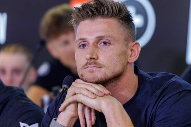03.06.2026. Leverkusen. Tommy Pedroni auf der Pressekonferenz im Vorfeld zum Fame Fighting, das große Promibox-Event von BILD und Eugen Lopez am 06.06.2026 in der Leverkusener Ostermann Arena. Zum ersten Mal in Kooperation mit dem britischen Pendant Misfits Boxing und dem internationalen Medienpartner The Sun. Leverkusen Ostermann Arena Nordrhein-Westfalen Deutschland *** 03 06 2026 Leverkusen Tommy Pedroni at the press conference in the run-up to Fame Fighting, the big celebrity boxing event by BILD and Eugen Lopez on 06 06 2026 in the Ostermann Arena in Leverkusen For the first time in cooperation with the British counterpart Misfits Boxing and the international media partner The Sun Leverkusen Ostermann Arena North Rhine-Westphalia Germ