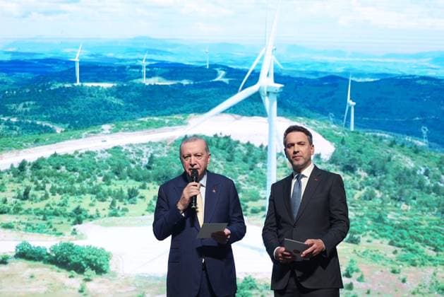 Turkish President Erdo?an speaks at renewable energy investments launch Turkish President Recep Tayyip Erdo?an delivers a speech during the collective inauguration ceremony of the 2025 renewable energy investments in Turkey on June 3, 2026. During his address, Erdo?an said that the primary objective of Türkiye’s renewable energy strategy is to achieve zero dependence on foreign sources and secure national energy needs in a sustainable manner.. Photo by Turkish presidency apaimages Istanbul Istanbul Turkey 030626_Turkey_TPO_00(1) Copyright: xapaimagesxTurkishxpresidencyx xapaimagesx