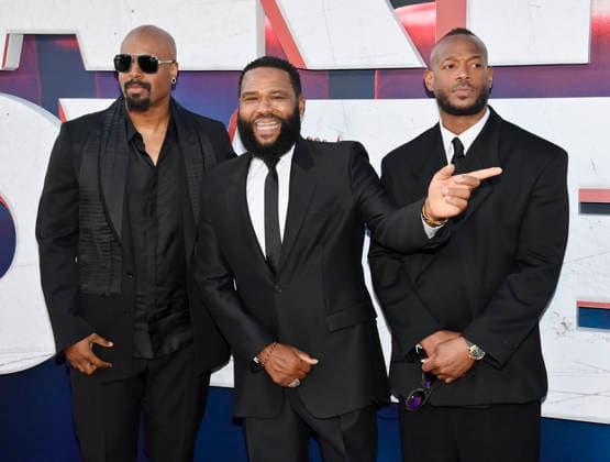 Shawn Wayans, Anthony Anderson and Marlon Wayans (L-R) attend the premiere of the motion picture slapstick horror parody Scary Movie at the Paramount Pictures Studio Lot in Los Angeles on Wednesday, June 3, 2026. Storyline: Two friends find themselves caught up in mayhem involving killers, monsters and supernatural creatures once again.  LAP2026060321 JIMxRUYMEN