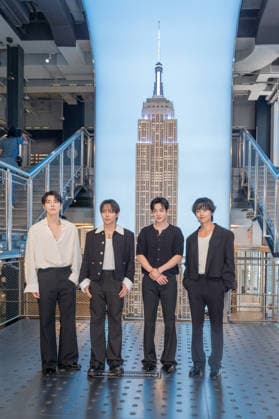 NY: South Korean indie-pop band The Rose visits Empire State Building South Korean indie-pop band The Rose celebrates release of album ROSE and the global ROSETOPIA tour by visiting Empire State Building in New York. New York New York United States Copyright: LevxRadin