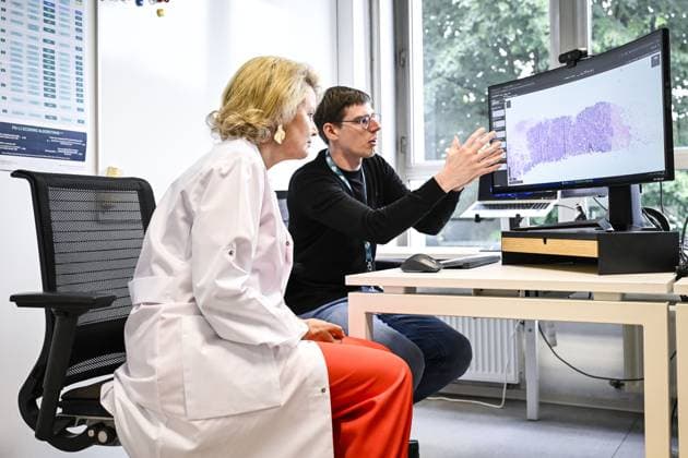 Queen Mathilde of Belgium pictured during a royal visit to visit to the Department of Anatomical Pathology of Antwerp s hospital Ziekenhuis aan de Stroom (ZAS), Thursday 04 June 2026. TOM GOYVAERTS  TomxGoyvaerts 175898532