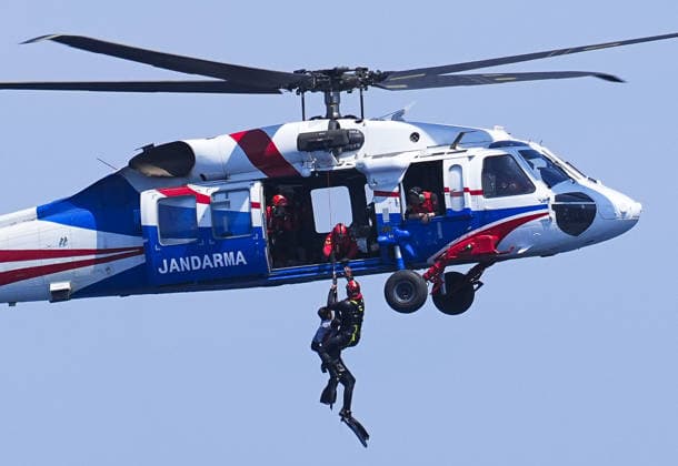 The first scenario of the Sea Lion-2026 Search and Rescue Invitation Exercise has been completed IZMIR, TURKIYE - JUNE 04: A rescue operation is carried out by air assets to save survivors from the sea during the first scenario of the operational phase of the Sea Lion (Deniz Aslani)-2026 Search and Rescue Invitation Exercise, conducted under the administration of the Turkish Coast Guard Command, in Izmir, Turkiye, on June 04, 2026. In the first scenario of the exercise, executed at two different points between the islands of Lesbos, Chios, Psara, Agios Efstratios, and Skyros within the Turkish Search and Rescue Region, a search and rescue operation was launched by the Turkish Coast Guard Command upon receiving a distress call from a commerc  Copyright: x2026xAnadoluxMehmetxEminxMenguarslanx