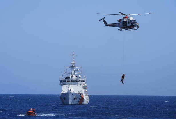 The first scenario of the Sea Lion-2026 Search and Rescue Invitation Exercise has been completed IZMIR, TURKIYE - JUNE 04: A rescue operation is carried out by air assets to save survivors from the sea during the first scenario of the operational phase of the Sea Lion (Deniz Aslani)-2026 Search and Rescue Invitation Exercise, conducted under the administration of the Turkish Coast Guard Command, in Izmir, Turkiye, on June 04, 2026. In the first scenario of the exercise, executed at two different points between the islands of Lesbos, Chios, Psara, Agios Efstratios, and Skyros within the Turkish Search and Rescue Region, a search and rescue operation was launched by the Turkish Coast Guard Command upon receiving a distress call from a commerc  Copyright: x2026xAnadoluxMehmetxEminxMenguarslanx