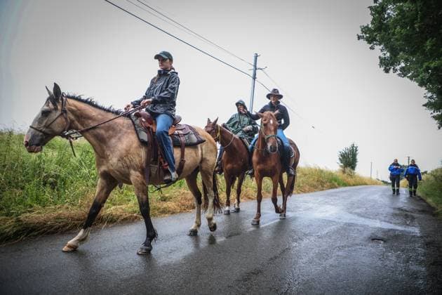 Disparition de Lyhanna à Fleurance PHOTOPQR SUD OUEST Loïc Déquier Fleurance 04 06 2026 Disparition de Lyhanna à Fleurance Search par les chevaux des centers équestres South western France, june 4th 2026 Eleven year old Lyhanna, who has been missing since May 29 in Fleurance, remains untraceable On the sixth day of the search, the investigation is focusing on a 41 year old man, Jérôme B , who has been charged with kidnapping and false imprisonment and placed in pretrial detention His name appeared in three cases of alleged sexual assault against minors, the public prosecutor announced Fleurance GERS France  Copyright: xPHOTOPQR SUDxOUEST MAXPPPxLoïcxDéquierx 20260604SDO2969 20260604SDO2969