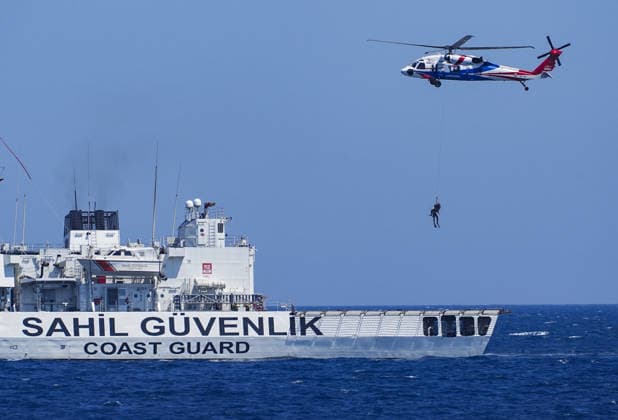 The first scenario of the Sea Lion-2026 Search and Rescue Invitation Exercise has been completed IZMIR, TURKIYE - JUNE 04: A rescue operation is carried out by air assets to save survivors from the sea during the first scenario of the operational phase of the Sea Lion (Deniz Aslani)-2026 Search and Rescue Invitation Exercise, conducted under the administration of the Turkish Coast Guard Command, in Izmir, Turkiye, on June 04, 2026. In the first scenario of the exercise, executed at two different points between the islands of Lesbos, Chios, Psara, Agios Efstratios, and Skyros within the Turkish Search and Rescue Region, a search and rescue operation was launched by the Turkish Coast Guard Command upon receiving a distress call from a commerc  Copyright: x2026xAnadoluxMehmetxEminxMenguarslanx