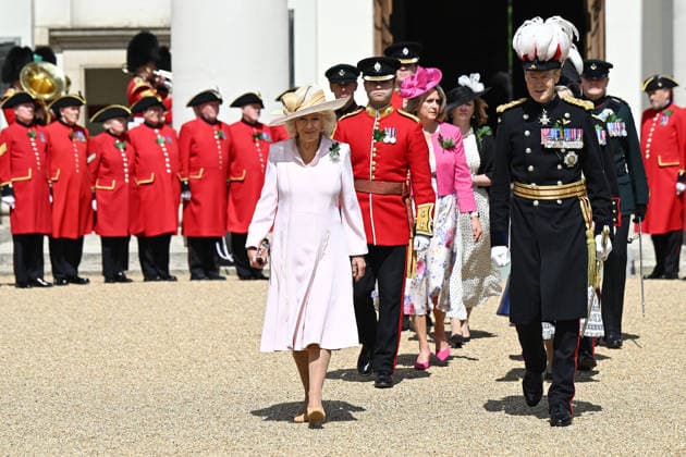 . 04 06 2026. London, United Kingdom. Queen Camilla attends Founder s Day at The Royal Hospital Chelsea in London, where she met the resident Chelsea Pensioners.  xPoolx xi-Imagesx IIM-26807-0014