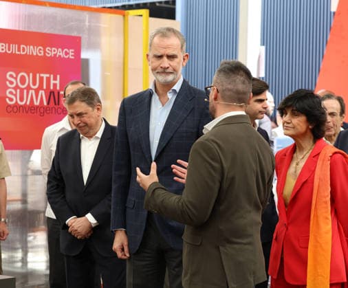 The King attends the 15th edition of the South Summit Madrid King Felipe VI C and the Minister of Agriculture, Fisheries and Food, Luis Planas i during the 15th edition of the South Summit Madrid, in La Nave, on June 4, 2026, in Madrid Spain Consolidated as one of the main international meetings of innovation and entrepreneurship, the event brings together entrepreneurs, investors, corporations, institutions and leaders of the technology ecosystem from around the world 04 JUNE 2026 Marta Ferná Madrid Madrid Madrid Spain  Copyright: xMartaxFernandezx 7570405