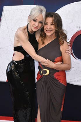 Anna Faris und Cheri Oteri bei der Weltpremiere des Kinofilms Scary Movie im Paramount Theatre. Los Angeles, 03.06.2026 *** Anna Faris and Cheri Oteri at the world premiere of the movie Scary Movie at the Paramount Theatre Los Angeles, 03 06 2026 Foto:xD.xStarbuckx xFuturexImagex scary_6739