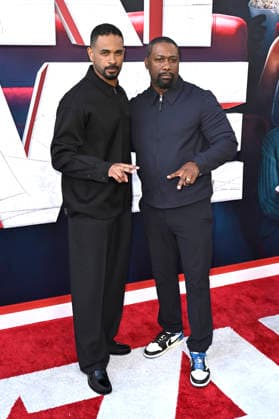 Damon Wayans Jr. mit Gast bei der Weltpremiere des Kinofilms Scary Movie im Paramount Theatre. Los Angeles, 03.06.2026 *** Damon Wayans Jr with guest at the world premiere of the movie Scary Movie at the Paramount Theatre Los Angeles, 03 06 2026 Foto:xD.xStarbuckx xFuturexImagex scary_6748