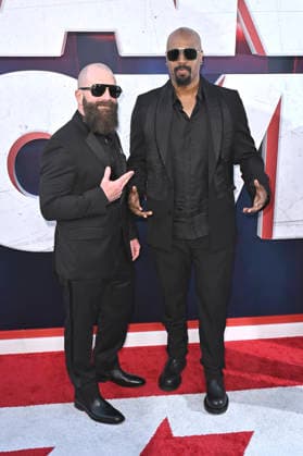 Michael Tiddes und Shawn Wayans bei der Weltpremiere des Kinofilms Scary Movie im Paramount Theatre. Los Angeles, 03.06.2026 *** Michael Tiddes and Shawn Wayans at the world premiere of the movie Scary Movie at the Paramount Theatre Los Angeles, 03 06 2026 Foto:xD.xStarbuckx xFuturexImagex scary_6780