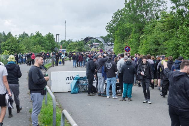 Rock am Ring 2026 - 04.06.26 Zweiter Anreisetag am Donnerstag, 04.06.2026, zu Rock am Ring 2026 am Nürburgring in der Eifel. Das dreitägige Musikfestival findet vom 5. bis 7. Juni 2026 statt und gehört zu den größten Open-Air-Festivals Deutschlands. Nürburg Nürburgring Rheinland-Pfalz Deutschland *** Rock am Ring 2026 04 06 26 Second arrival day on Thursday, 04 06 2026, for Rock am Ring 2026 at the Nürburgring in the Eifel The three-day music festival will take place from June 5 to 7, 2026 and is one of the largest open air festivals in Germany Nürburg Nürburgring Rhineland-Palatinate Germany Copyright: xMarcxJohnx