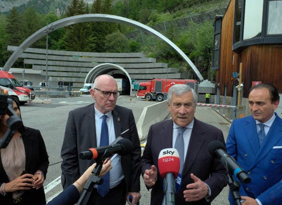 IPA85316396 - Autonomous Region Valle d Aosta Minister of Foreign Affairs and International Cooperation Antonio Tajani at the Mont Blanc Tunnel for a press pointwith Valled Aosta President Renzo Testolin and Piedmont Region President Alberto Cirio  Copyright: xCOSTANTINOxSERGIx xCostantinoxSergix 85316396