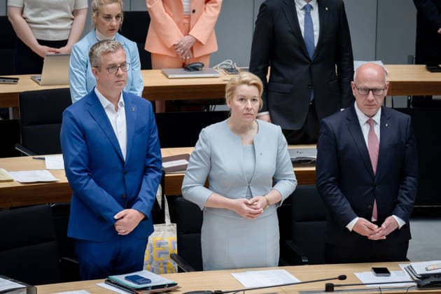 Berlin, AGH, Abgeordnetenhaus Berlin, AGH, Abgeordnetenhaus, Landesparlament, Kai Wegner, Regierender Bürgermeister, Franziska Giffey, Senatorin für Wirtschaft, Energie, Finanzsenator, Stefan Evers Berlin Berlin GER *** Berlin, AGH, Berlin House of Representatives, AGH, House of Representatives, State Parliament, Kai Wegner, Governing Mayor, Franziska Giffey, Senator for Economics, Energy, Senator for Finance, Stefan Evers Berlin Berlin GER