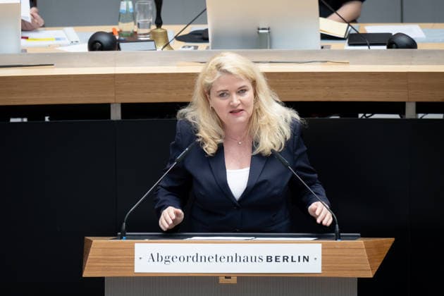 Berlin, AGH, Abgeordnetenhaus, Kristin Brinker, AfD Berlin, AGH, Abgeordnetenhaus, Landesparlament, Kristin Brinker, AfD Berlin Berlin GER *** Berlin, AGH, House of Representatives, Kristin Brinker, AfD Berlin, AGH, House of Representatives, State Parliament, Kristin Brinker, AfD Berlin Berlin GER