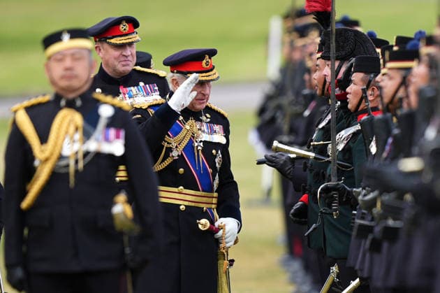 Royal visit to the King s Gurkha Artillery King Charles III during a visit to the King s Gurkha Artillery in Larkhill, Wiltshire. The regiment was formally established in April 2025, and the Formation Parade will mark the first ceremonial opportunity to celebrate the creation of the Army s first dedicated Gurkha Artillery unit. Picture date: Thursday June 4, 2026., Credit:Aaron Chown PA ROTA - B68 Avalon UK, Larkhill  Copyright: xAaronxChownx xPAxROTAx-xB68x xAvalonx 1107735887