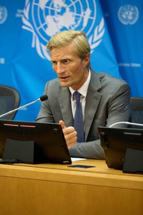 June 4, 2026, New York, New York, USA: Carl Skau, acting executive director of the World Food Programme, briefs reporters after a U.N. Security Council meeting on the Middle East at United Nations headquarters in New York, June 4, 2026. New York USA  - ZUMAs237 20260604_aap_s237_017 Copyright: xMarkxJ.xSullivanx