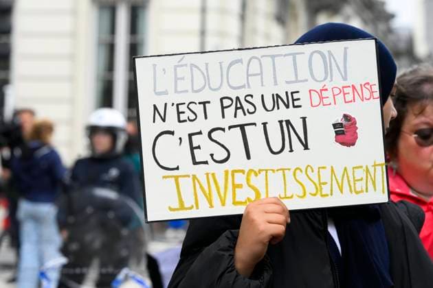 Protest Outside Parliament Of Wallonia-Brussels Federation 04 06 2026 BRUSSELS, BELGIUM June 04, 2026 - Staff, teachers and students protest outside the Parliament of the Wallonia-Brussels Federation, FWB pictured on June 04, 2026 in Brussels, Belgium, 04 06 2026 Brussels Belgium  Copyright: xPhilipxReynaersx