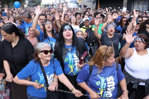 34th March for Jesus in Sao Paulo Faithful participate in the 34th March for Jesus, gathering at the Luz metro station towards Praca Herois da FEB, in the northern zone of Sao Paulo, this Thursday, June 4, 2026. Sao Paulo Sao Paulo Brazil Copyright: xMarinaxUezima BrazilxPhotoxPressx