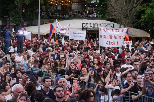 RUSSIA, YEREVAN - JUNE 4, 2026: Activists gather in Freedom Square to rally for Prosperous Armenia ahead of the June 7 election to the National Assembly. Alexander Patrin TASS  93374439