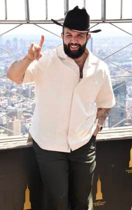 NEW YORK, NY- JUNE 4: Carin Leon Visits the Empire State Building promoting his ˜De Sonora Para El Mundo™ North American Tour, on June 4, 2026 in New York City. Copyright: xmpi099x
