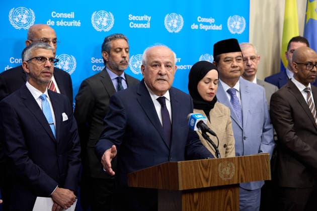 June 4, 2026, New York, New York, USA: Riyad Mansour, Permanent Observer of the State of Palestine to the United Nations, speaks to reporters with representatives of the Arab Group and the Organisation of Islamic Cooperation during a Security Council stakeout at U.N. headquarters. New York USA  - ZUMAs237 20260604_aap_s237_024 Copyright: xMarkxJ.xSullivanx