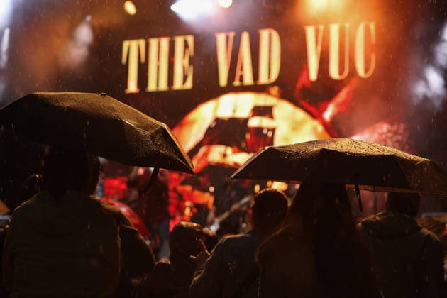 04.06.2026, Bellinzona, Parco Urbano, Nevermind Music Fest 2026: The Vad Vuc, rain at the concert of the The Vad Vuc Bellinzona Parco Urbano Ticino Switzerland *** 04 06 2026, Bellinzona, Parco Urbano, Nevermind Music Fest 2026 The Vad Vuc, rain at the concert of the The Vad Vuc Bellinzona Parco Urbano Ticino Switzerland Copyright: xJustPictures.ch FrancescoxMinghettix jp-en-FrMi-MNG_1287