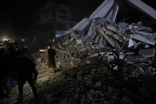 Israeli strike targets building in Nuseirat Camp, Gaza DEIR AL-BALAH, GAZA, PALESTINE - JUNE 4: Palestinians inspect the damaged building as the Israeli army targeted a building belonging to the Darwish family in the Nuseirat refugee camp in Deir al-Balah, Gaza, Palestine, on June 4, 2026. Hassan Jedi Anadolu Deir al-Balah Gaza. Editorial use only. Please get in touch for any other usage.  Copyright: x2026xAnadoluxHassanxJedix