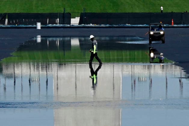 Trump s remodeled Lincoln Memorial Reflecting Pool fills with water The reflecting pool is refilled after being repainted at the directive of President Donald Trump ahead of America 250 on June 4, 2026 in Washington, DC.. Photo by Olivier Douliery ABACAPRESS.COM Washington DC United States  Copyright: xDoulieryxOlivier ABACAx