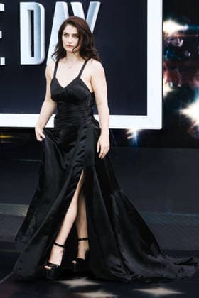 UK Premiere of DISCLOSURE DAY on Thursday 4 June 2026 Eve Hewson attends the UK Premiere of DISCLOSURE DAY on Thursday 4 June 2026 at Cineworld Leicester Square, London. ., Credit:Julie Edwards Avalon  Copyright: xJuliexEdwardsx xAvalonx 1107791036