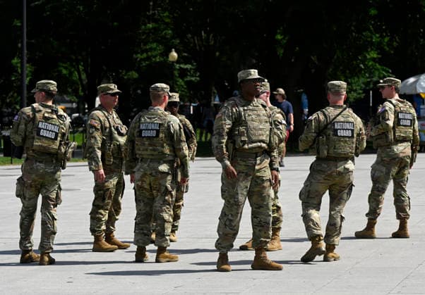 The Pentagon is planning to keep thousands of Guard troops in the nation s capital for the rest of President Trump s second term Members of the National Guard patrol near the Lincoln Memorial on June 4, 2026 in Washington, DC. The Pentagon is planning to keep thousands of Guard troops in the nation s capital for the rest of President Trump s second term. Photo by Olivier Douliery ABACAPRESS.COM Washington DC United States  Copyright: xDoulieryxOlivier ABACAx