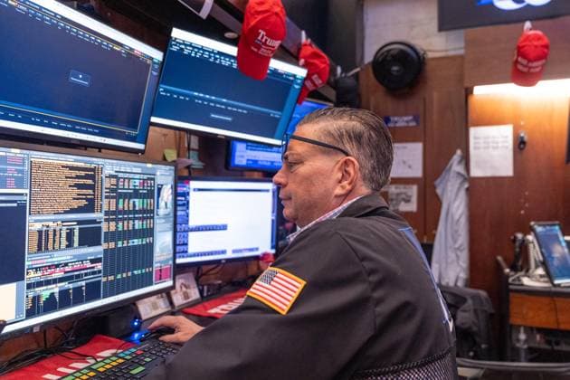June 4, 2026, New York, New York, USA: A trader works on the floor of the New York Stock Exchange (NYSE) in New York, NY on June 4, 2026. Stock market continues to be volatile as conflict in the Middle East affects prices of commodities and goods. New York USA  - ZUMAr339 20260604_znp_r339_019 Copyright: xLevxRadinx