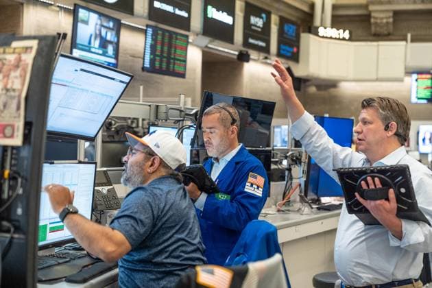 June 4, 2026, New York, New York, USA: A trader works on the floor of the New York Stock Exchange (NYSE) in New York, NY on June 4, 2026. Stock market continues to be volatile as conflict in the Middle East affects prices of commodities and goods. New York USA  - ZUMAr339 20260604_znp_r339_029 Copyright: xLevxRadinx