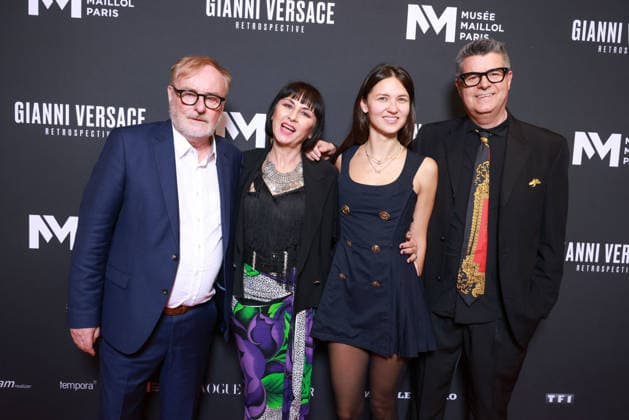 Gianni Versace Retrospective Photocall - Paris Curator Karl von der Ahe, guest, Curator Saskia Lubnow and guest attend the Gianni Versace Retrospective Photocall held at the Maillol Meseum on June 4, 2026 in Paris, France. Photo by David BoyerBACAPRESS.COM Paris France  Copyright: xBoyerxDavid ABACAx