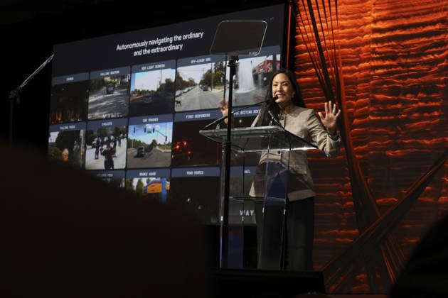 94th Annual Meeting of the United States Conference of Mayors in California LONG BEACH, CALIFORNIA - JUNE 4: Annabel Chang, director of U.S. state and local public policy for Waymo, demonstrates the company s technology and discusses its public safety and operations during the 94th Annual Meeting of the United States Conference of Mayors in Long Beach, California on June 4, 2026. Myraneli Fabian Anadolu California United States. Editorial use only. Please get in touch for any other usage.  Copyright: x2026xAnadoluxMyranelixFabianx