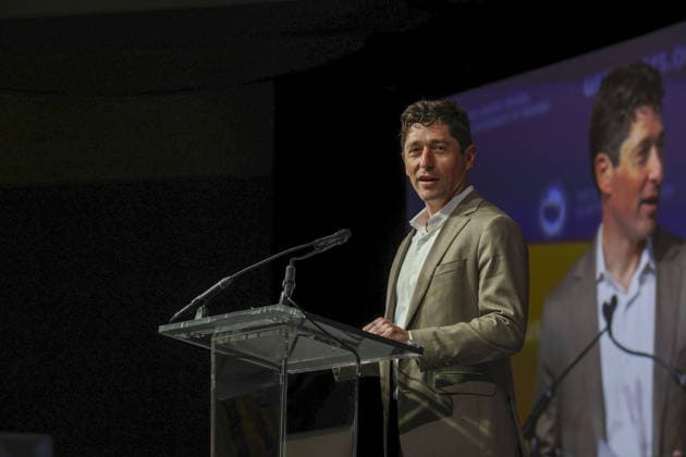 94th Annual Meeting of the United States Conference of Mayors in California LONG BEACH, CALIFORNIA - JUNE 4: Mayor Jacob Frey of Minneapolis thanks supporters for standing up for the city regarding ICE during the 94th Annual Meeting of the United States Conference of Mayors in Long Beach, California on June 4, 2026. Myraneli Fabian Anadolu California United States. Editorial use only. Please get in touch for any other usage.  Copyright: x2026xAnadoluxMyranelixFabianx