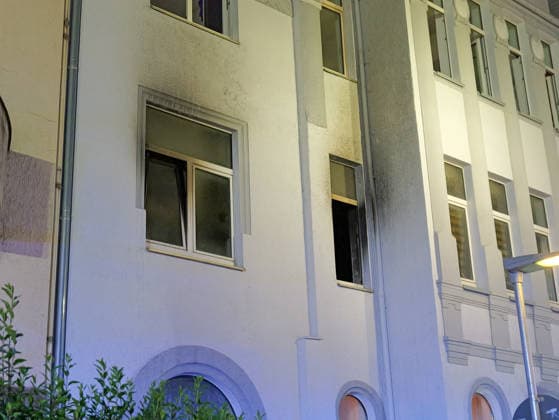 Wohnungsbrand in Hannover-Döhren Die ausgebrannte Wohnung in der Willmerstr. im ersten Stock. *** Apartment fire in Hanover Döhren The burnt-out apartment on the second floor of Willmerstrasse Copyright: xBerndxGüntherx