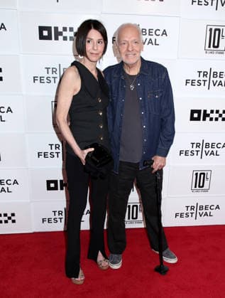 Tribeca Film Festival Frampton World Premiere Liz Ross and Peter Frampton attending the Tribeca Film Festival Frampton World Premiere held at OKX Theater at BMCC TPAC on June 4, 2026 in New York City, NY New York City OKX Theater at BMCC TPAC NY USA Copyright: xStevenxBergman AFF-USA.COMx