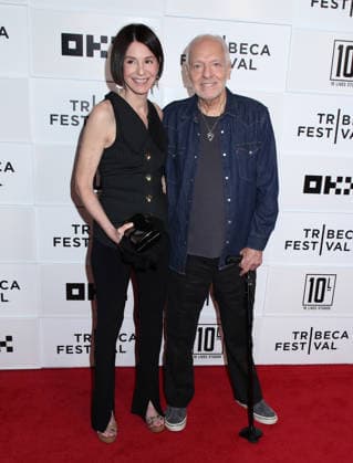 Tribeca Film Festival Frampton World Premiere Liz Ross and Peter Frampton attending the Tribeca Film Festival Frampton World Premiere held at OKX Theater at BMCC TPAC on June 4, 2026 in New York City, NY New York City OKX Theater at BMCC TPAC NY USA Copyright: xStevenxBergman AFF-USA.COMx